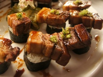 nigiri con maiale