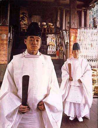 Sacerdote Shinto