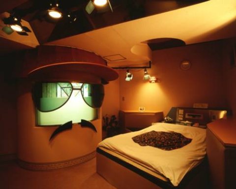 love hotel 3